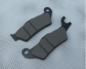 BRZDOVÉ DESKY PŘEDNÍ  - PŮLMĚSÍC - PÁR - (STARŠÍ VERZE)